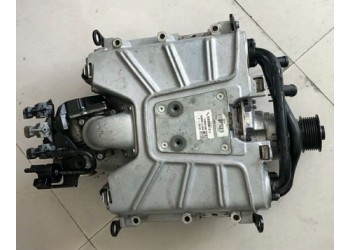 奧迪Q7 A8 途銳3.0T機(jī)械渦輪增壓 汽油泵