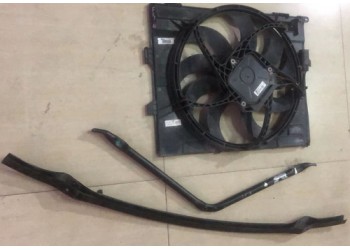 寶馬3系電子扇 V型鐵 小內(nèi)鐵 節(jié)溫器 機(jī)油泵 剎車片