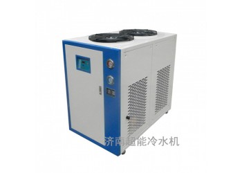 風(fēng)冷式冷水機(jī)專用吹瓶機(jī)_山東冷水機(jī)廠家_河北吹瓶冷水機(jī)