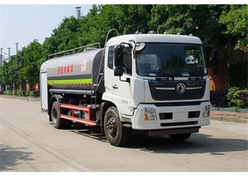 湖北新中綠灑水車、新中綠灑水車