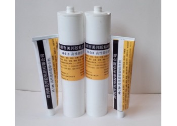 硅膠粘玻璃用什么膠水？硅膠粘玻璃膠水