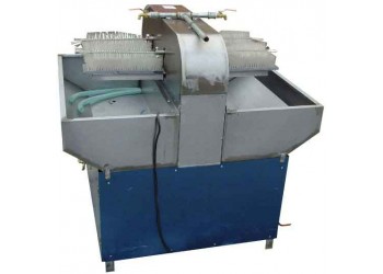 電動(dòng)四頭刷瓶機(jī)汽水瓶啤酒瓶刷瓶機(jī)廠(chǎng)家